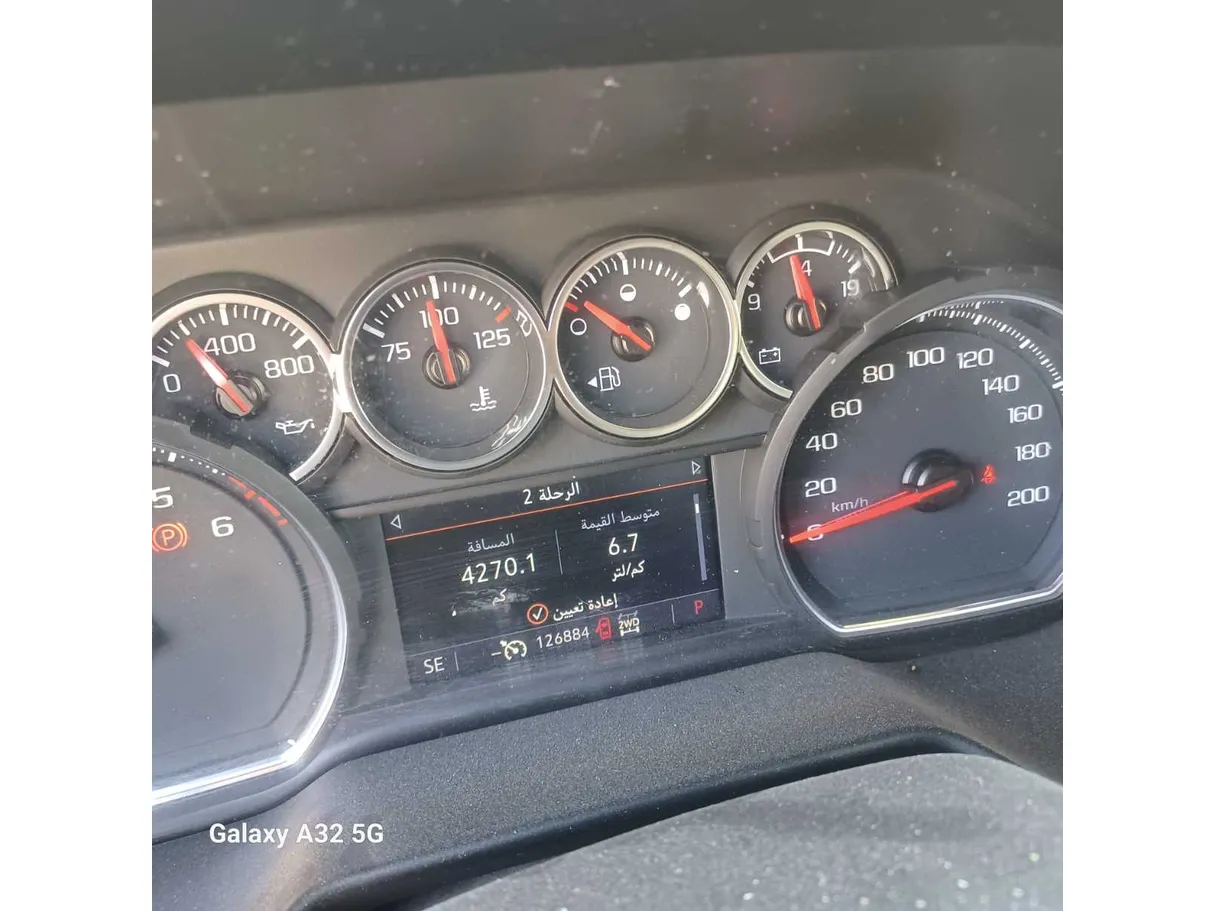 Car image 23