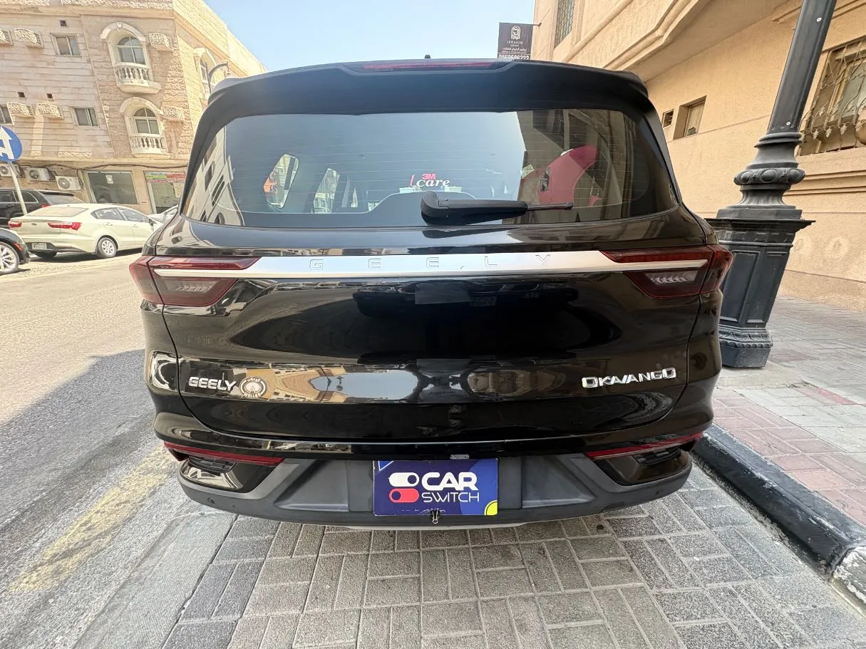 Car image 5