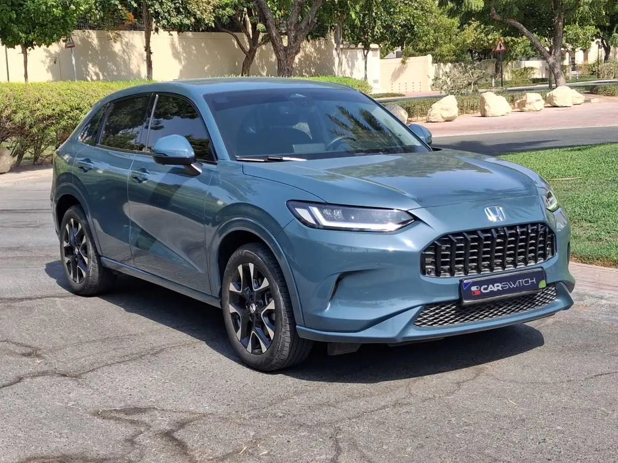 Car image 3
