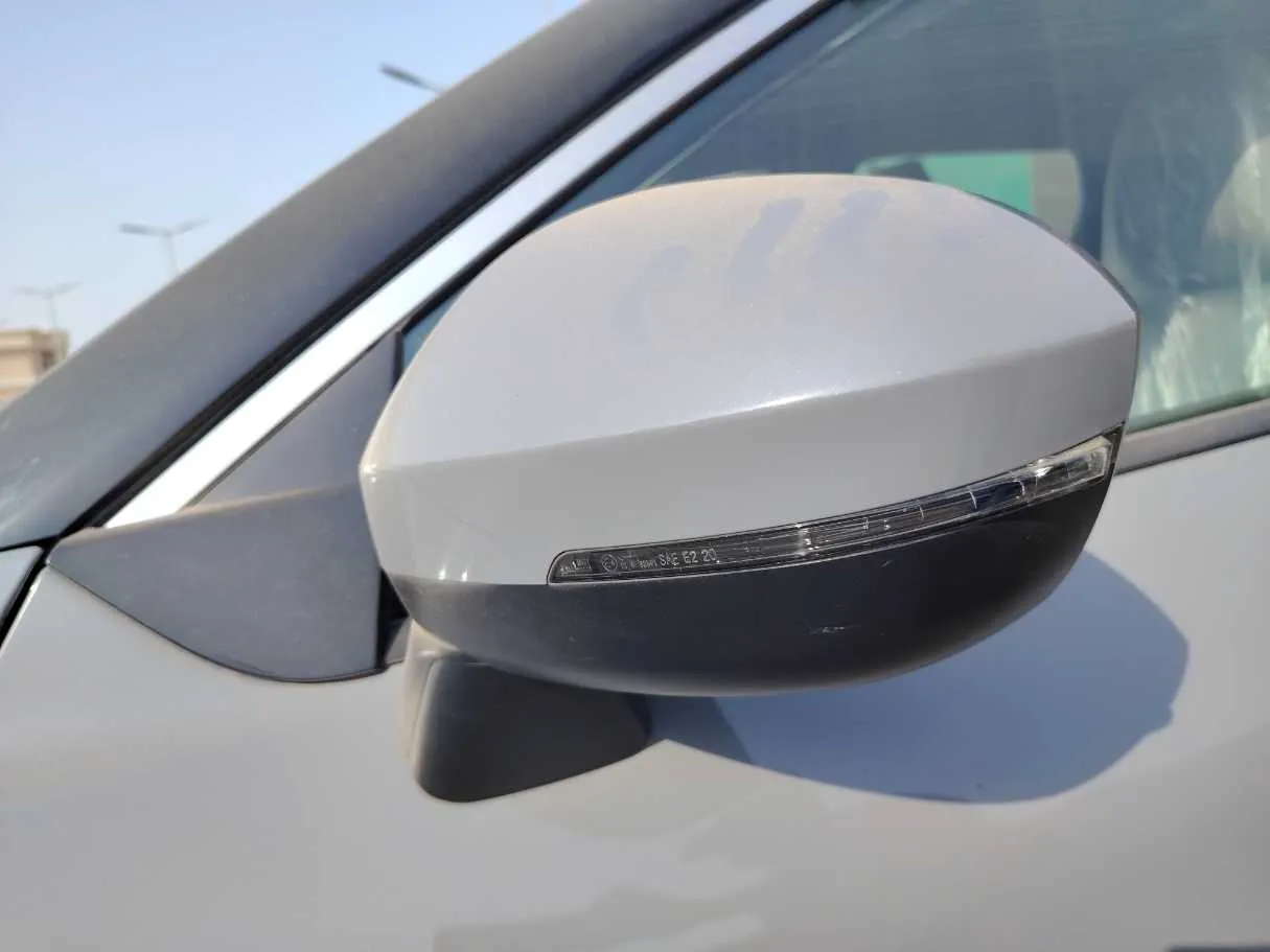 Car image 29