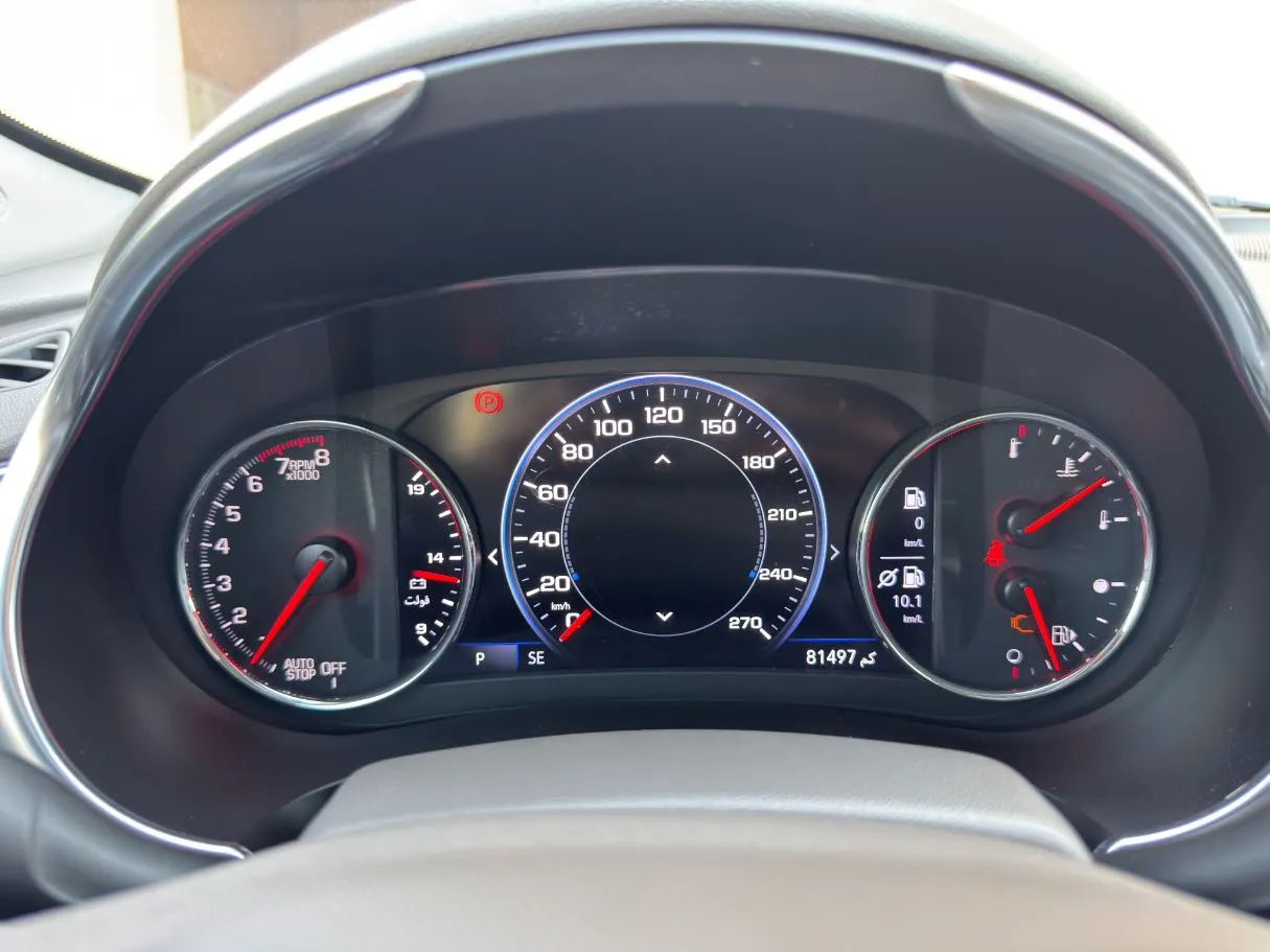 Car image 18