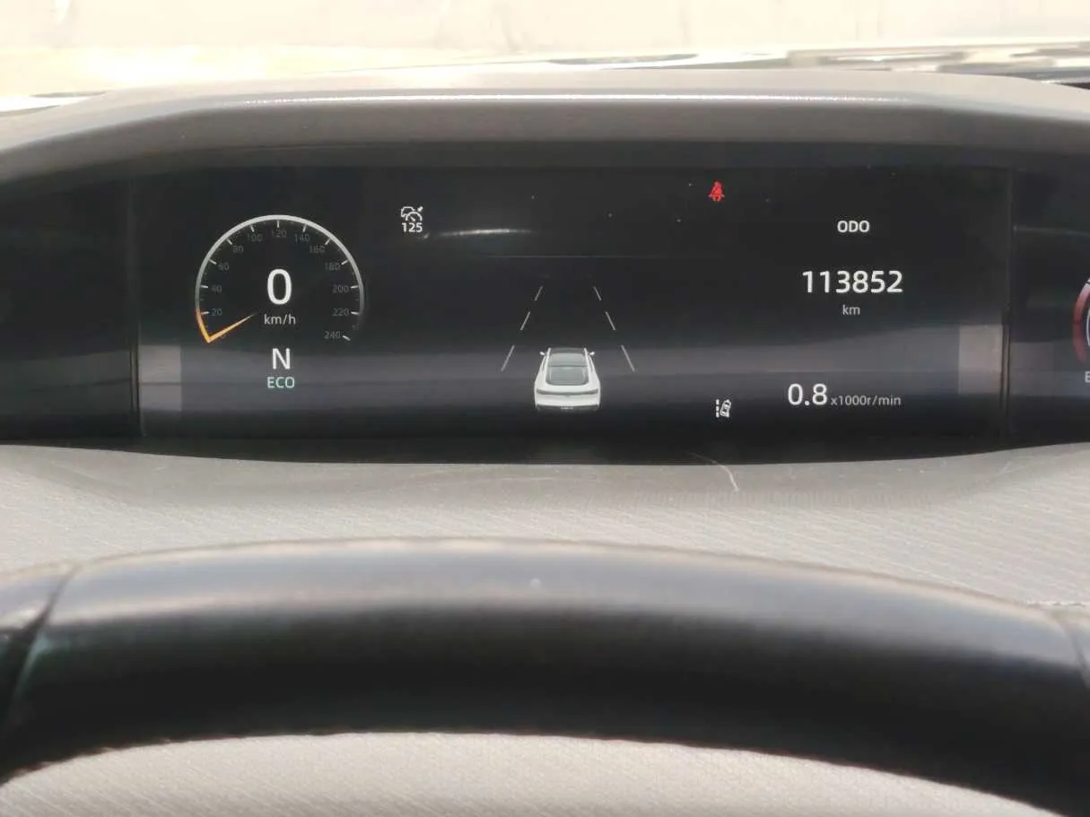Car image 24