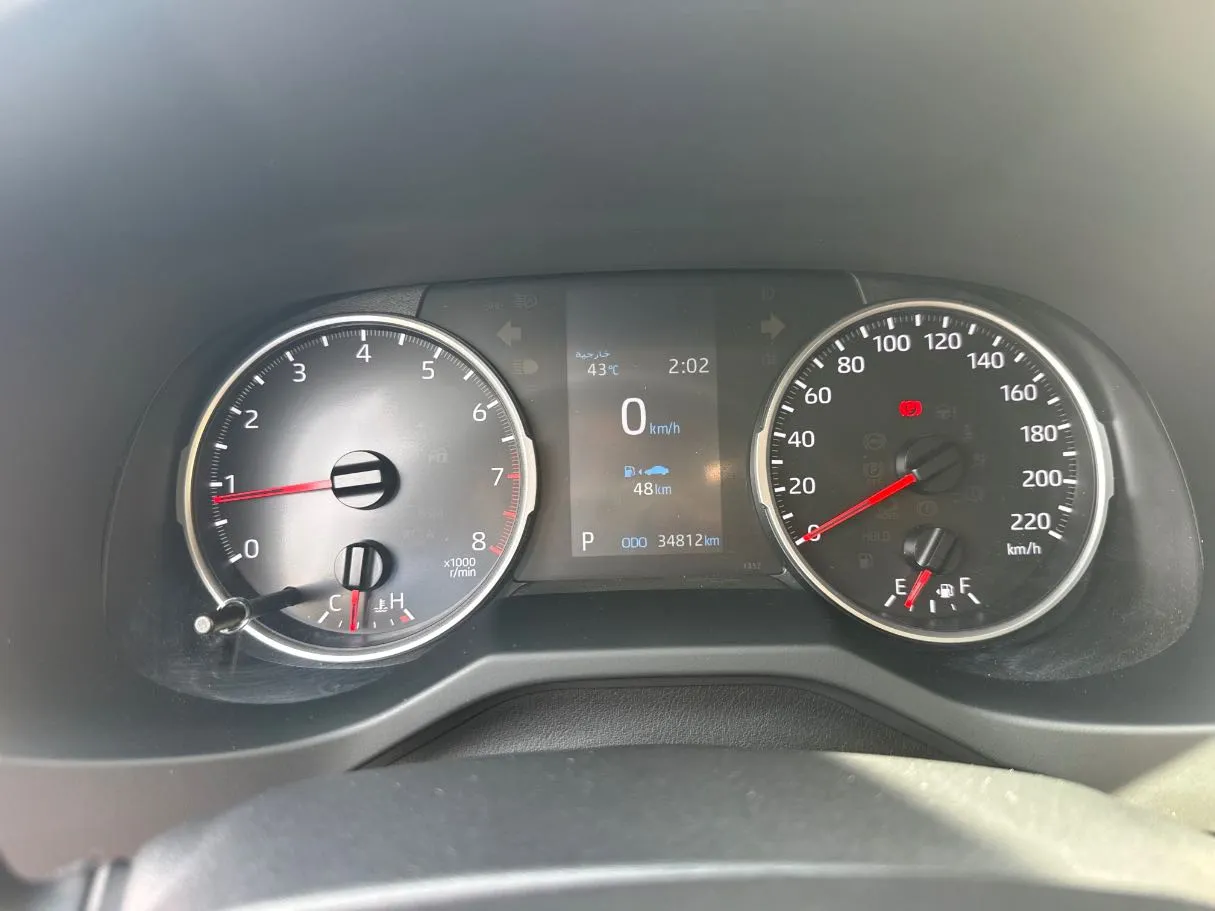 Car image 18