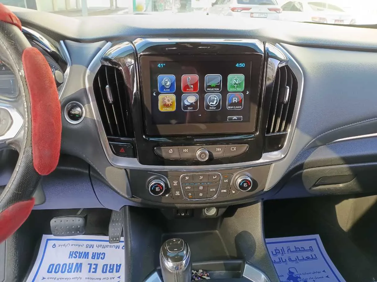 Car image 17