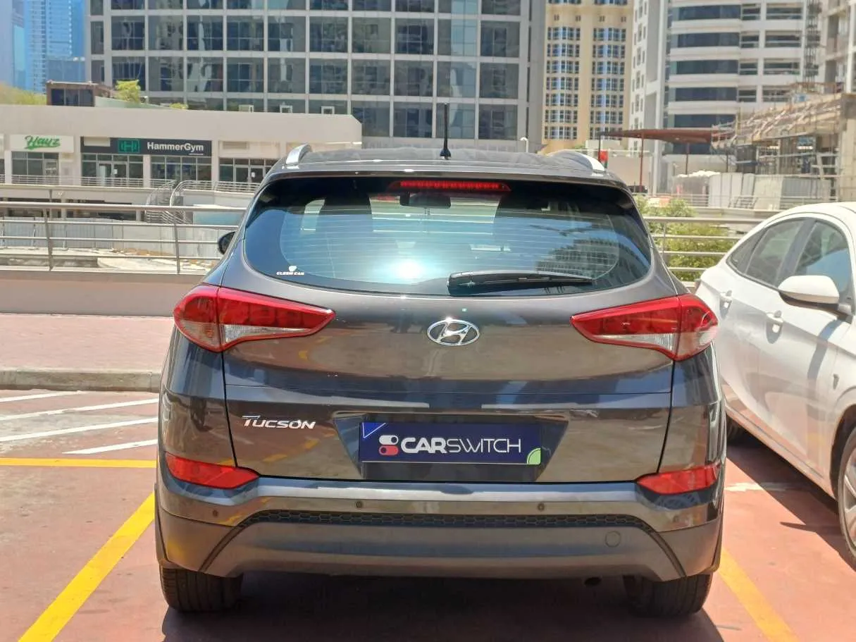 Car image 6