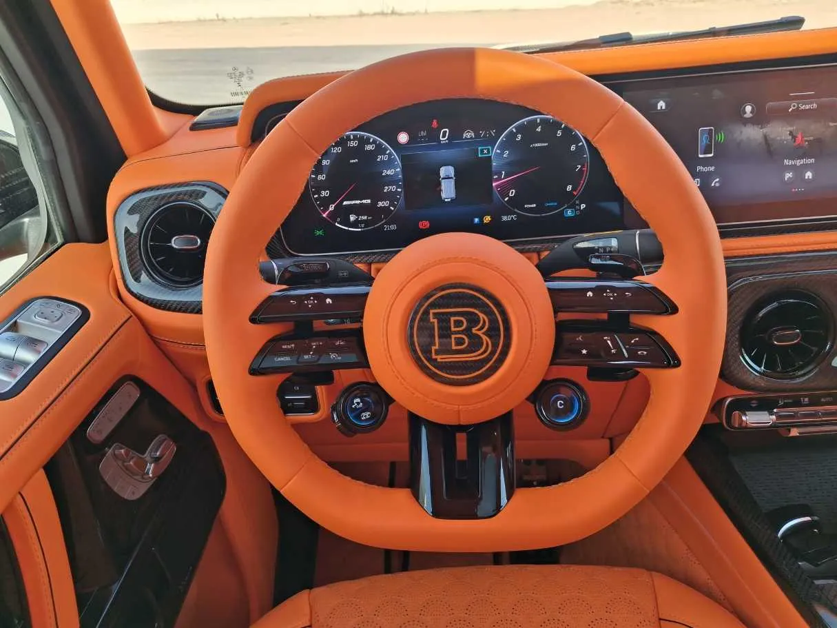 Car image 18
