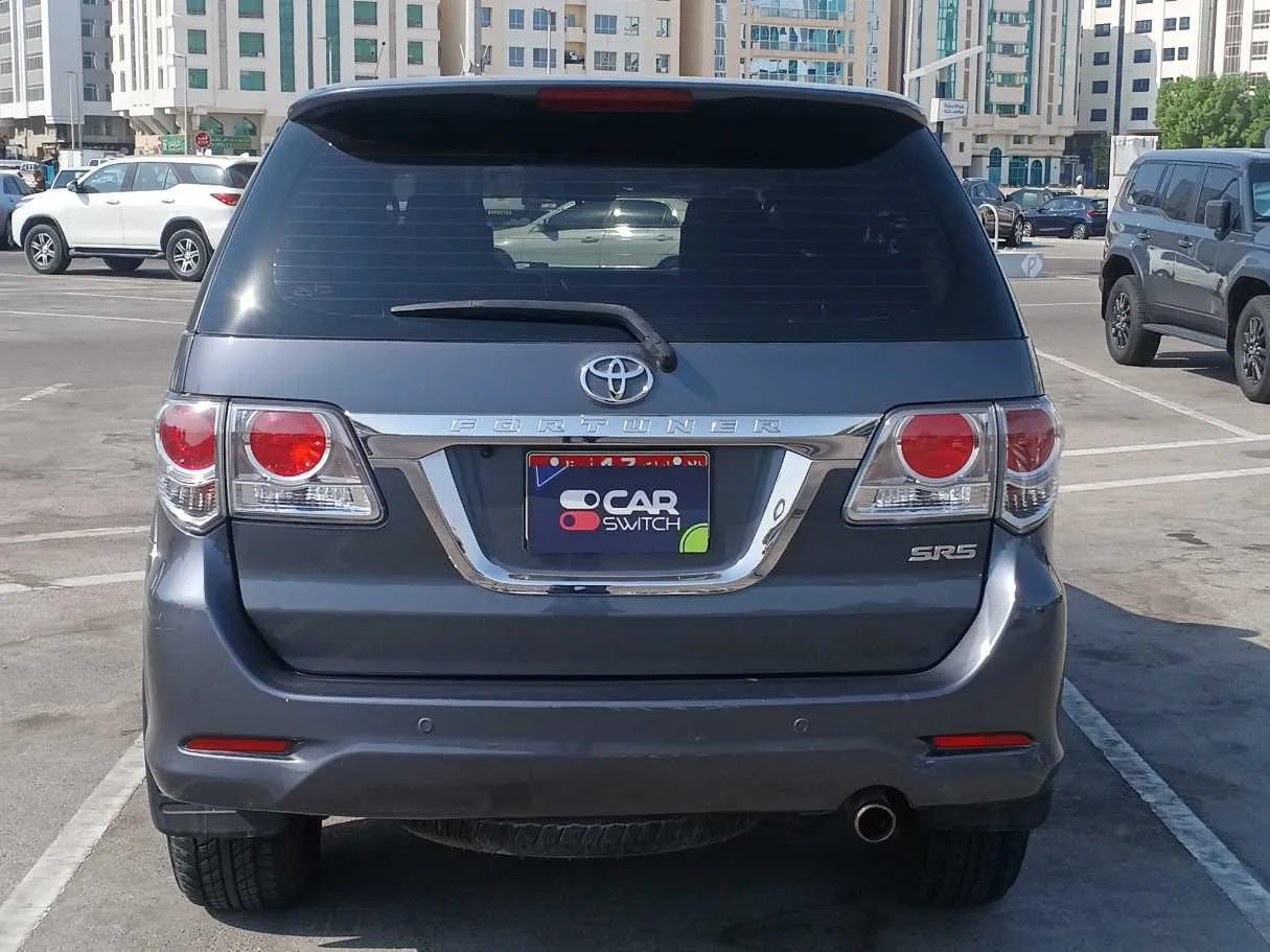 Car image 6