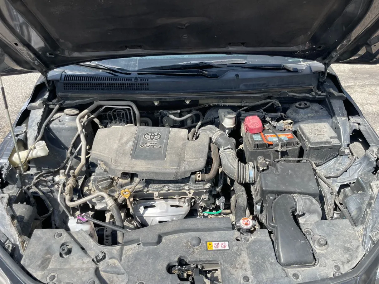 Car image 24