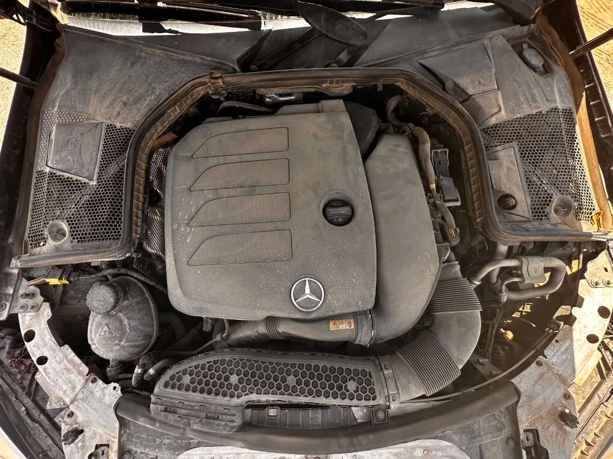 Car image 25