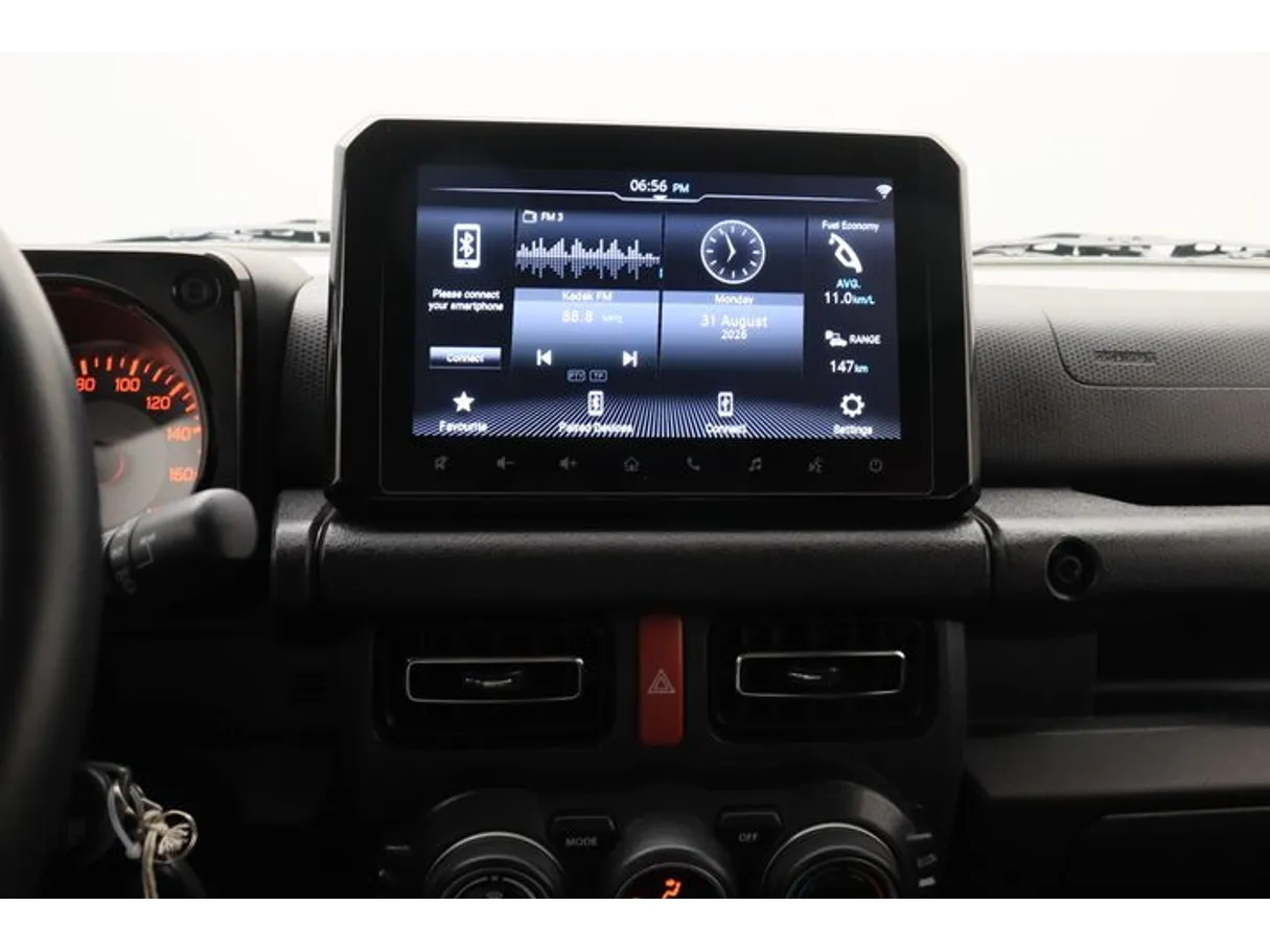 Car image 5