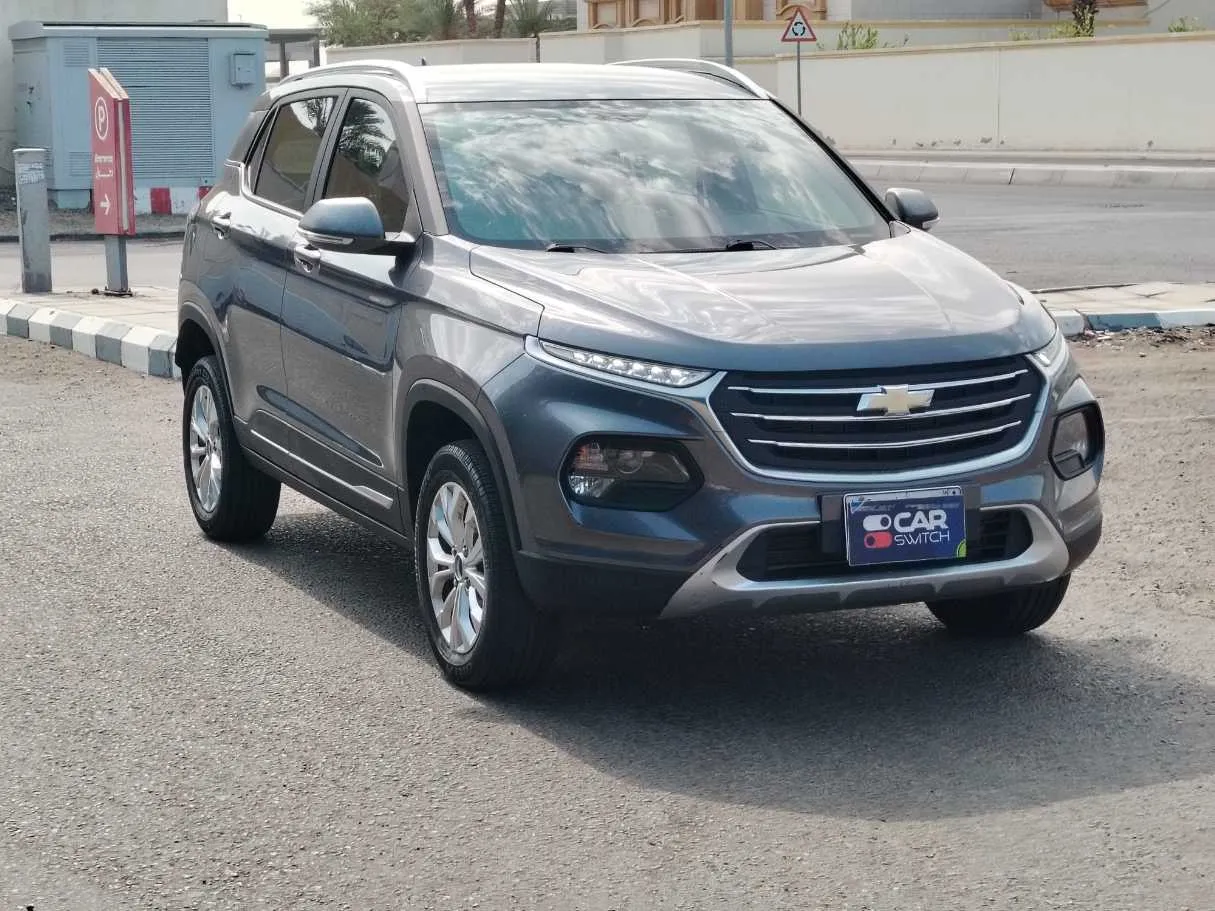 Car image 3