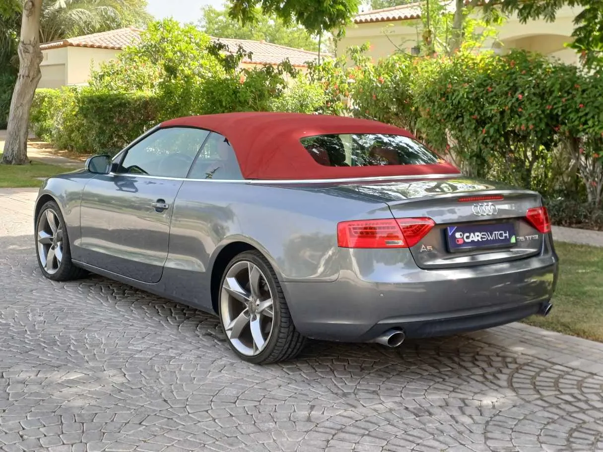 Car image 7