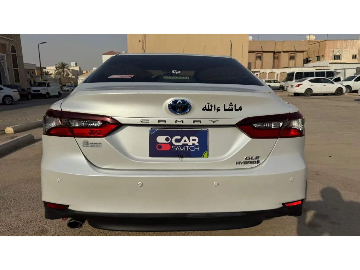 Car image 6