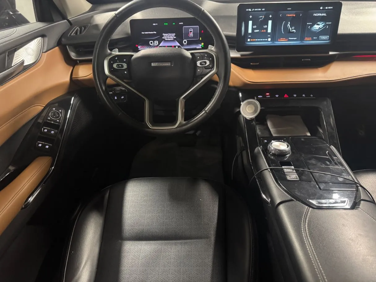 Car image 17