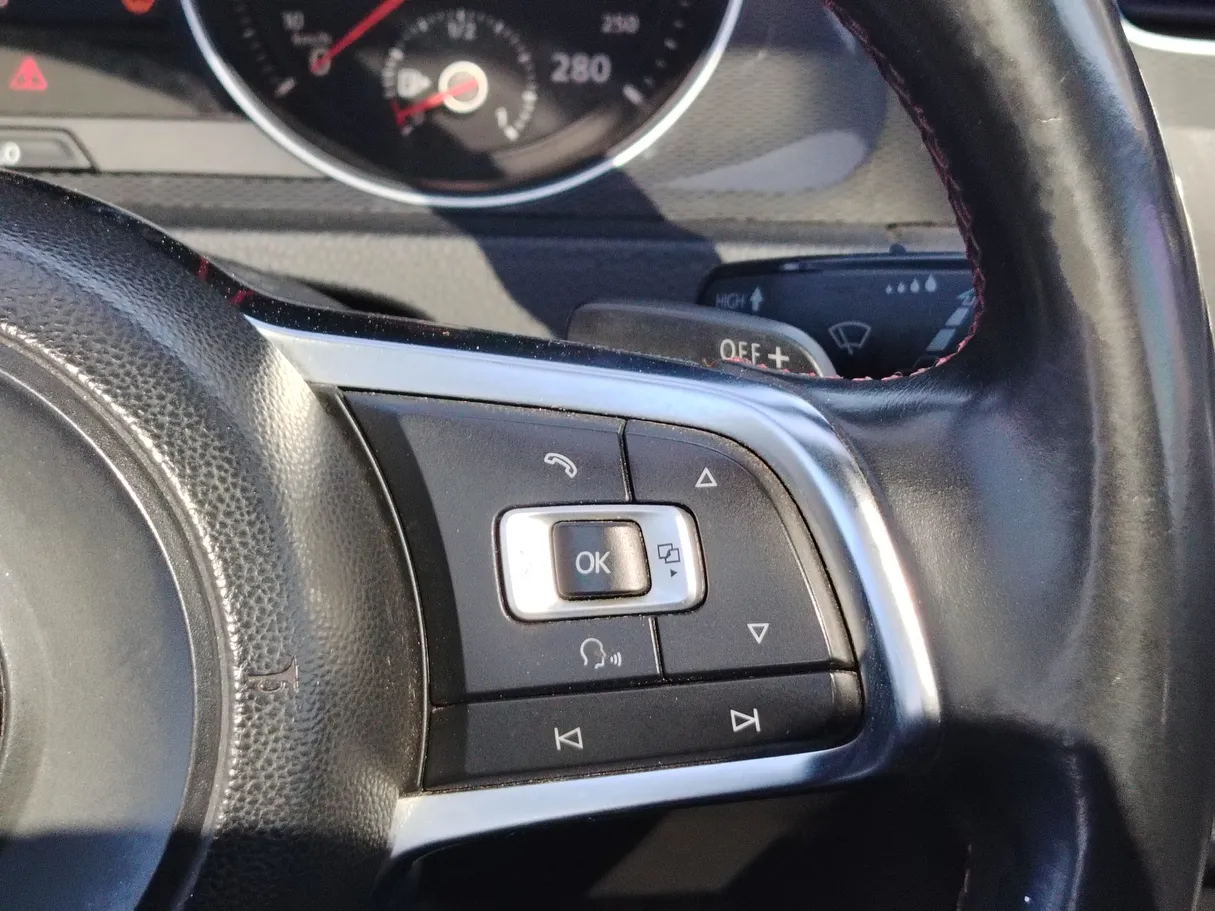 Car image 31