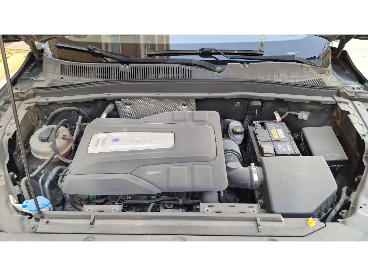 Car image 21