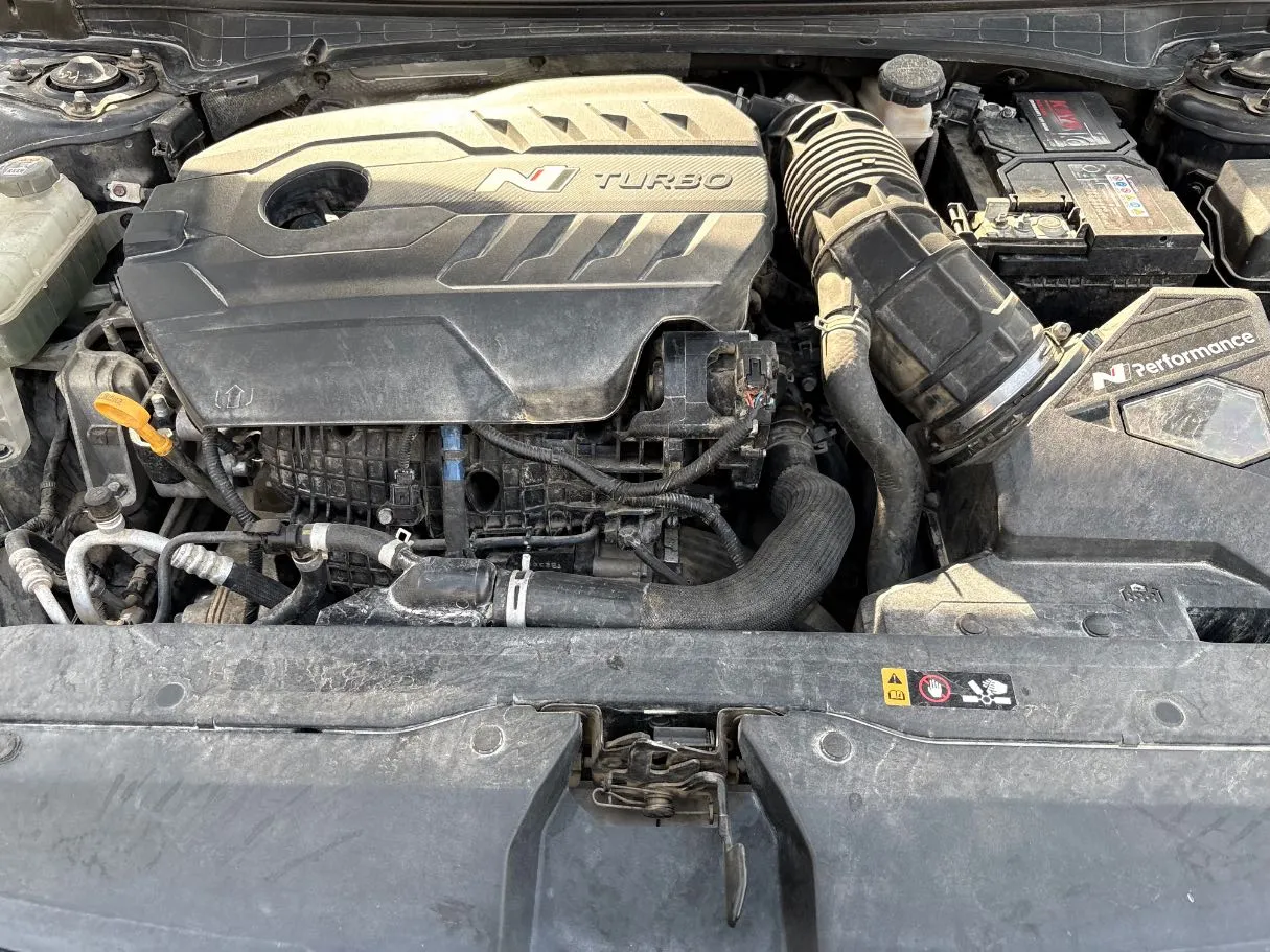 Car image 32