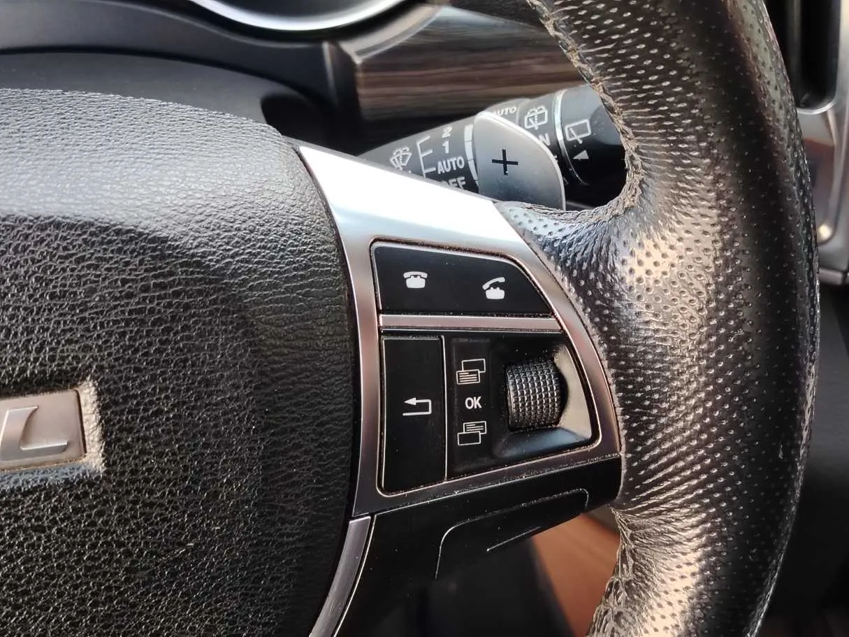 Car image 31