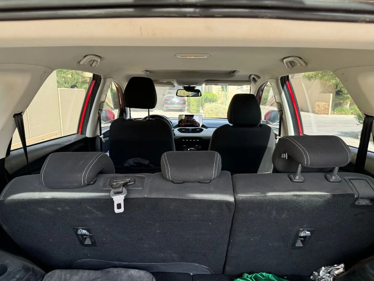 Car image 21