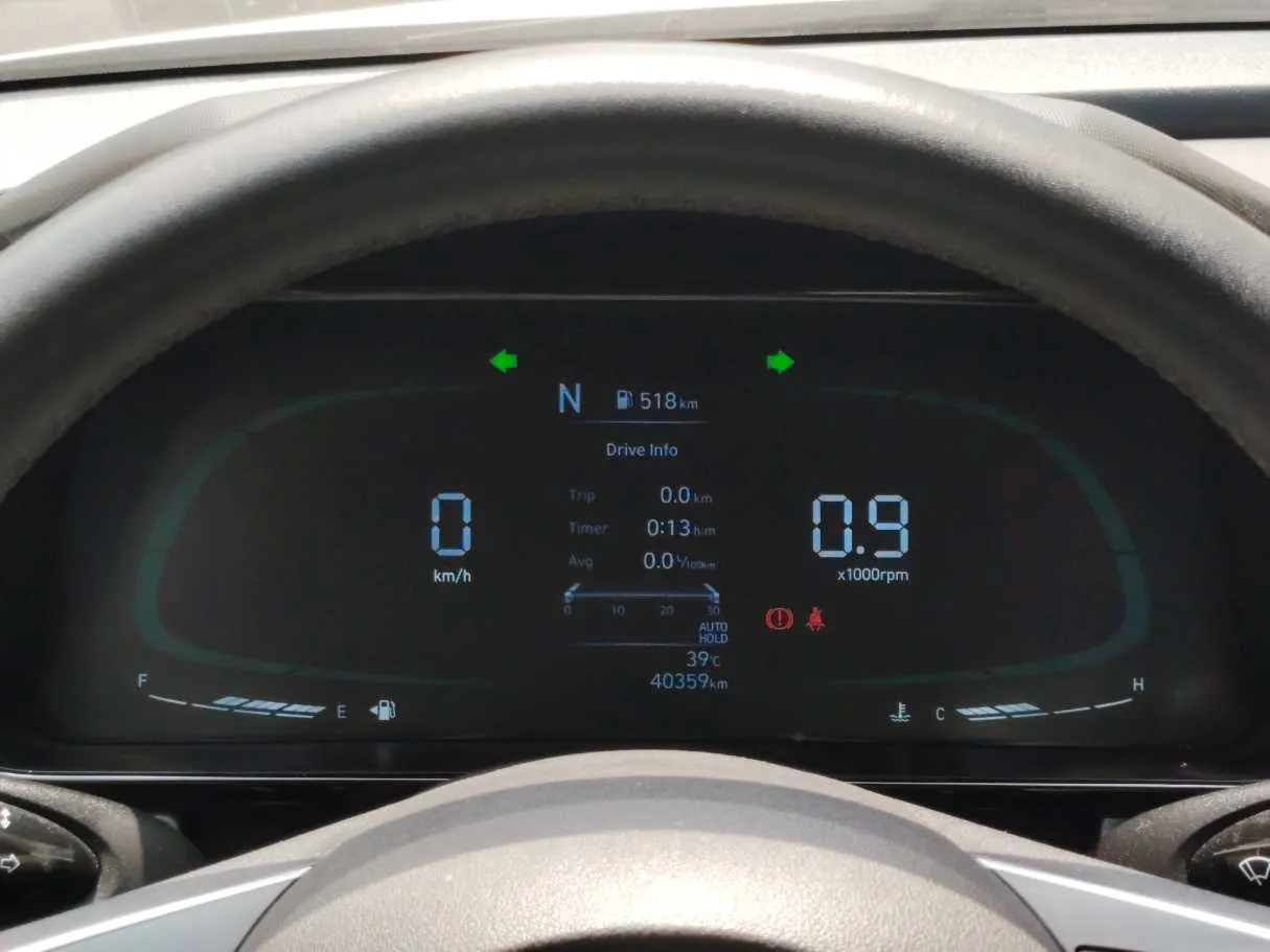 Car image 27