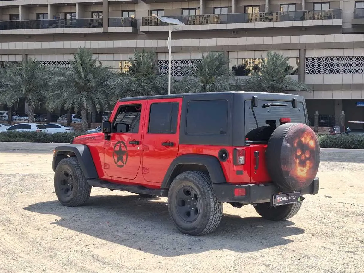 Car image 7
