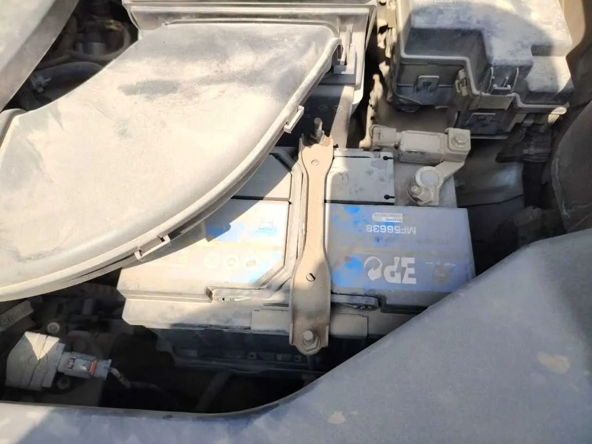Car image 49