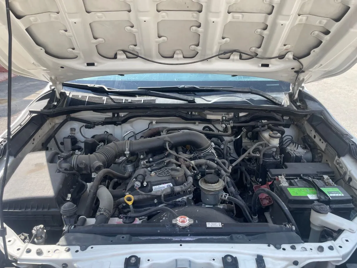 Car image 23