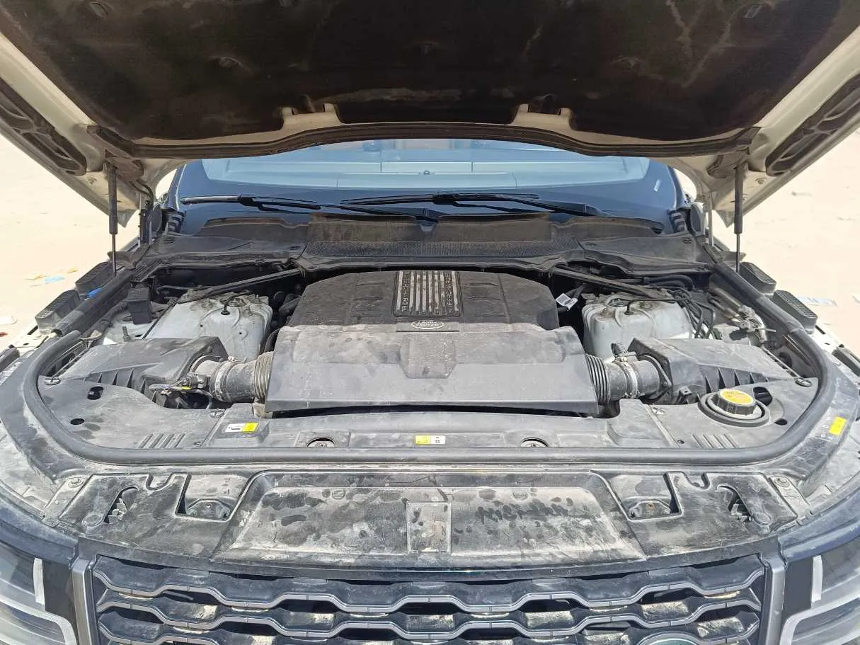 Car image 46