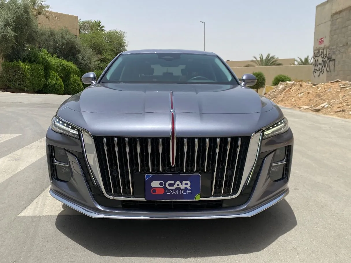Car image 2