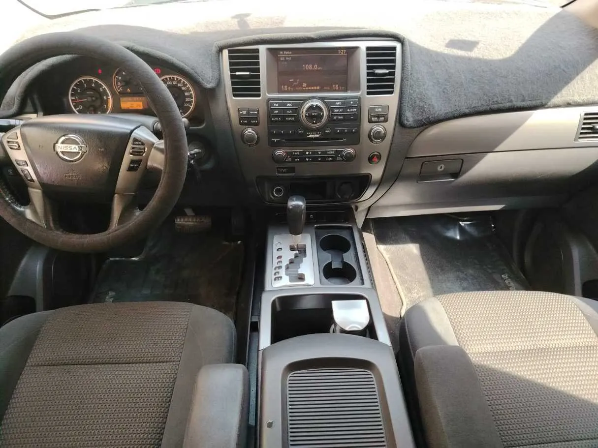 Car image 24