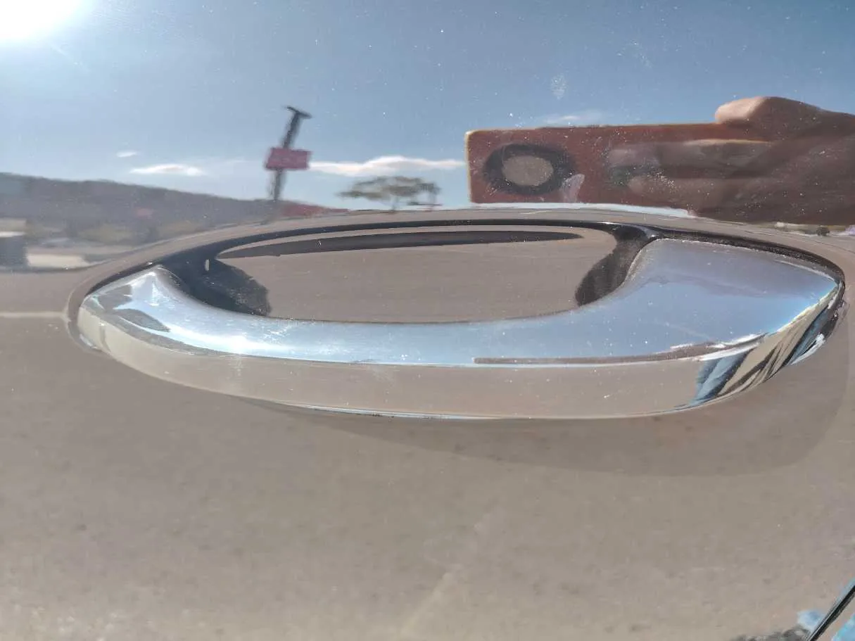 Car image 35