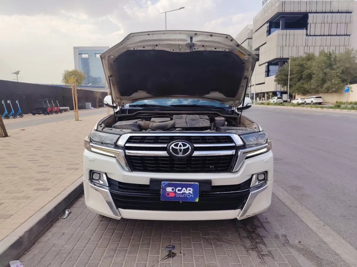 Car image 31
