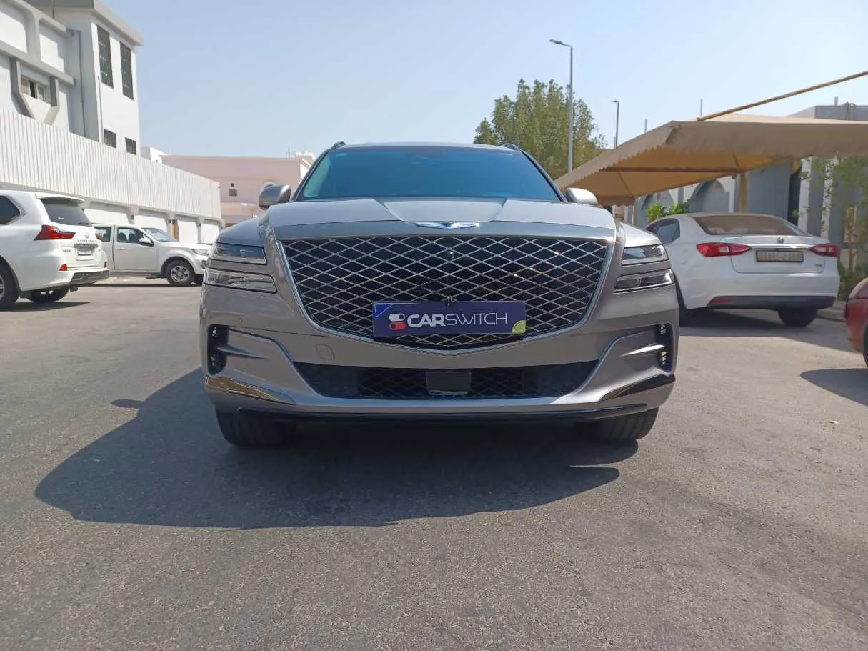 Car image 2