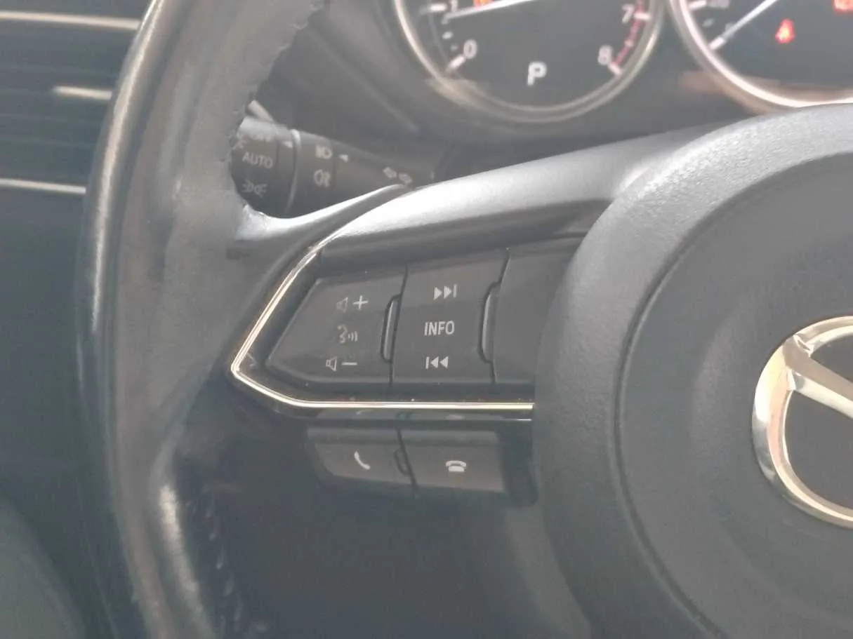 Car image 31