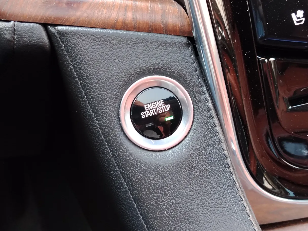 Car image 34