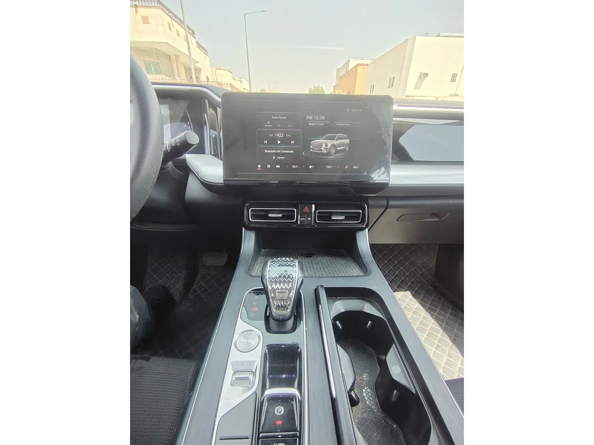 Car image 20