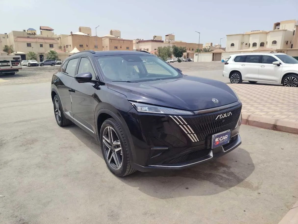 Car image 3