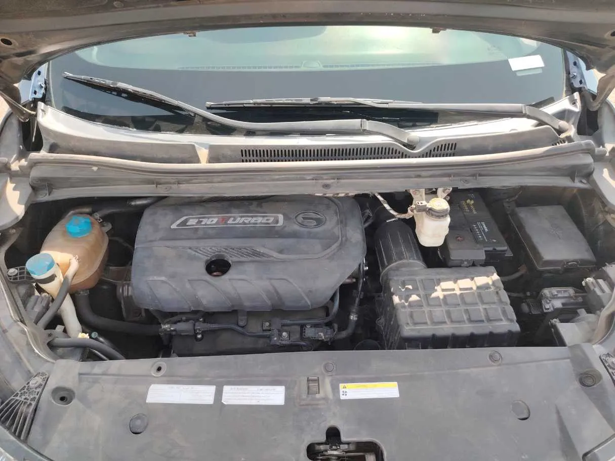 Car image 33