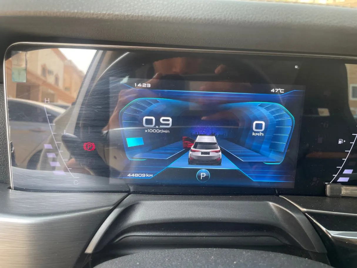 Car image 17