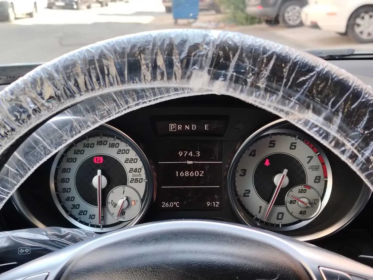 Car image 23