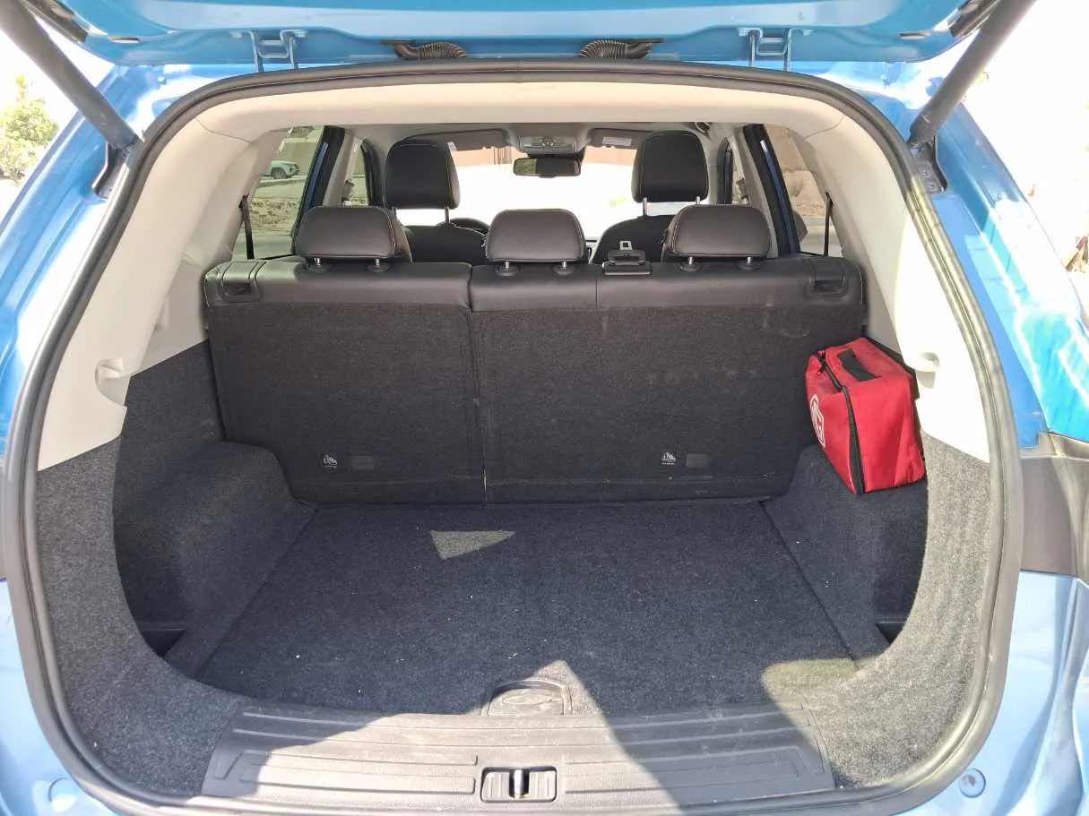Car image 19