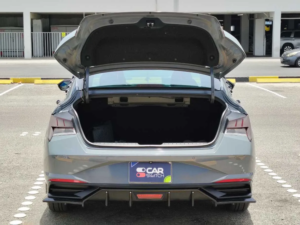 Car image 23