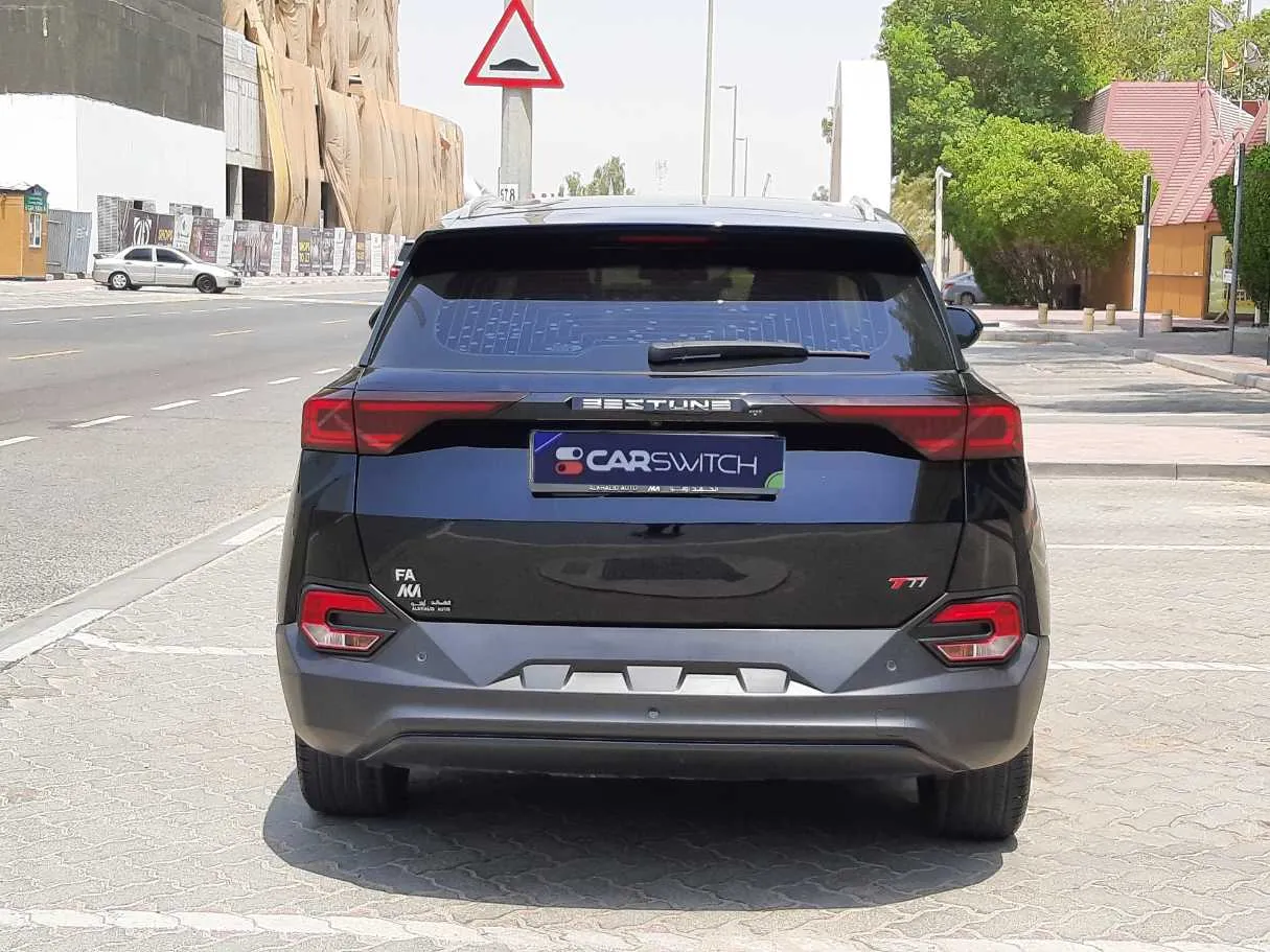 Car image 6