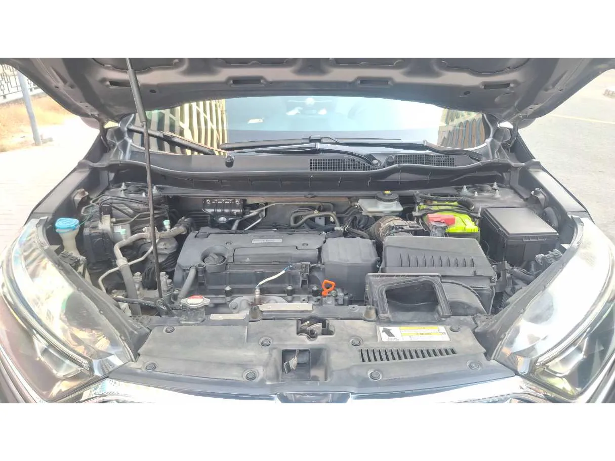Car image 19