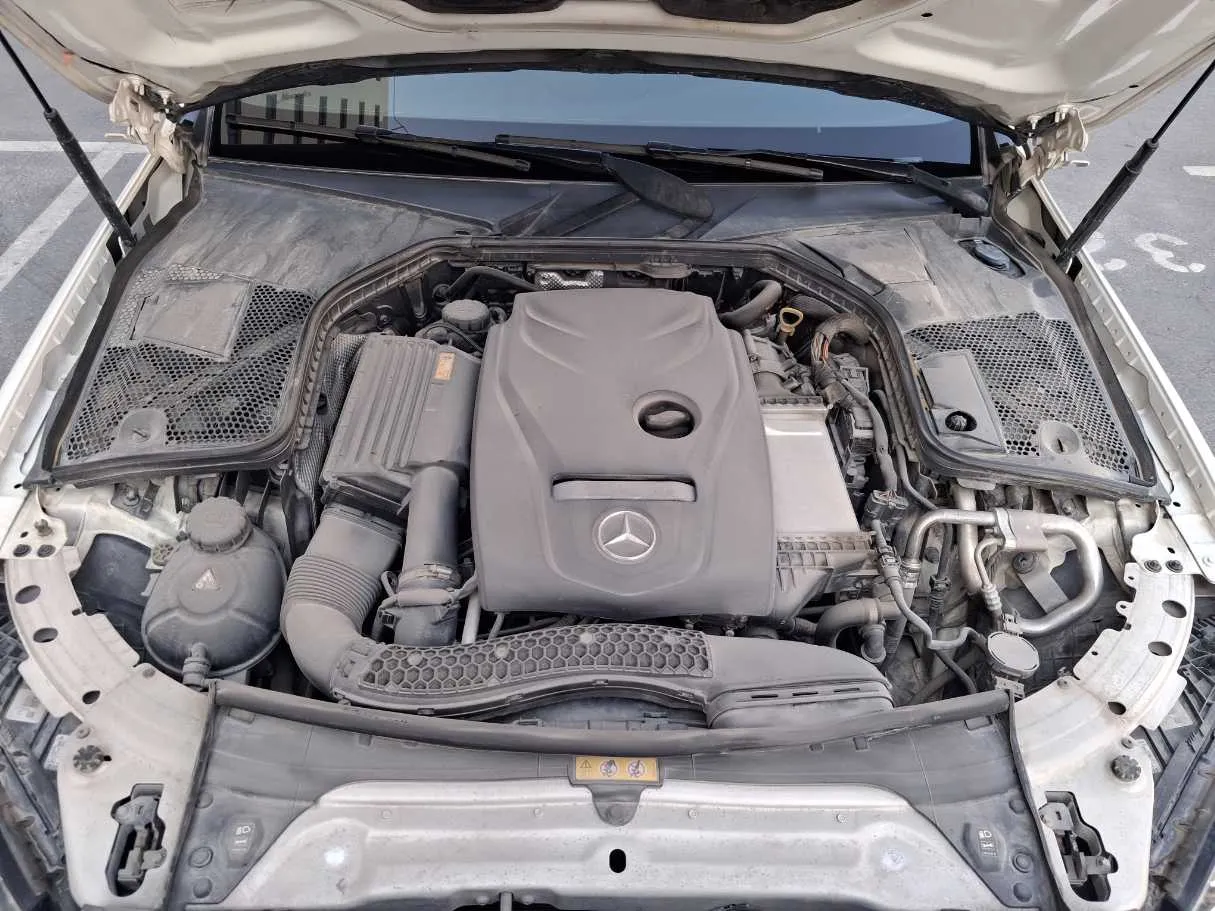 Car image 23