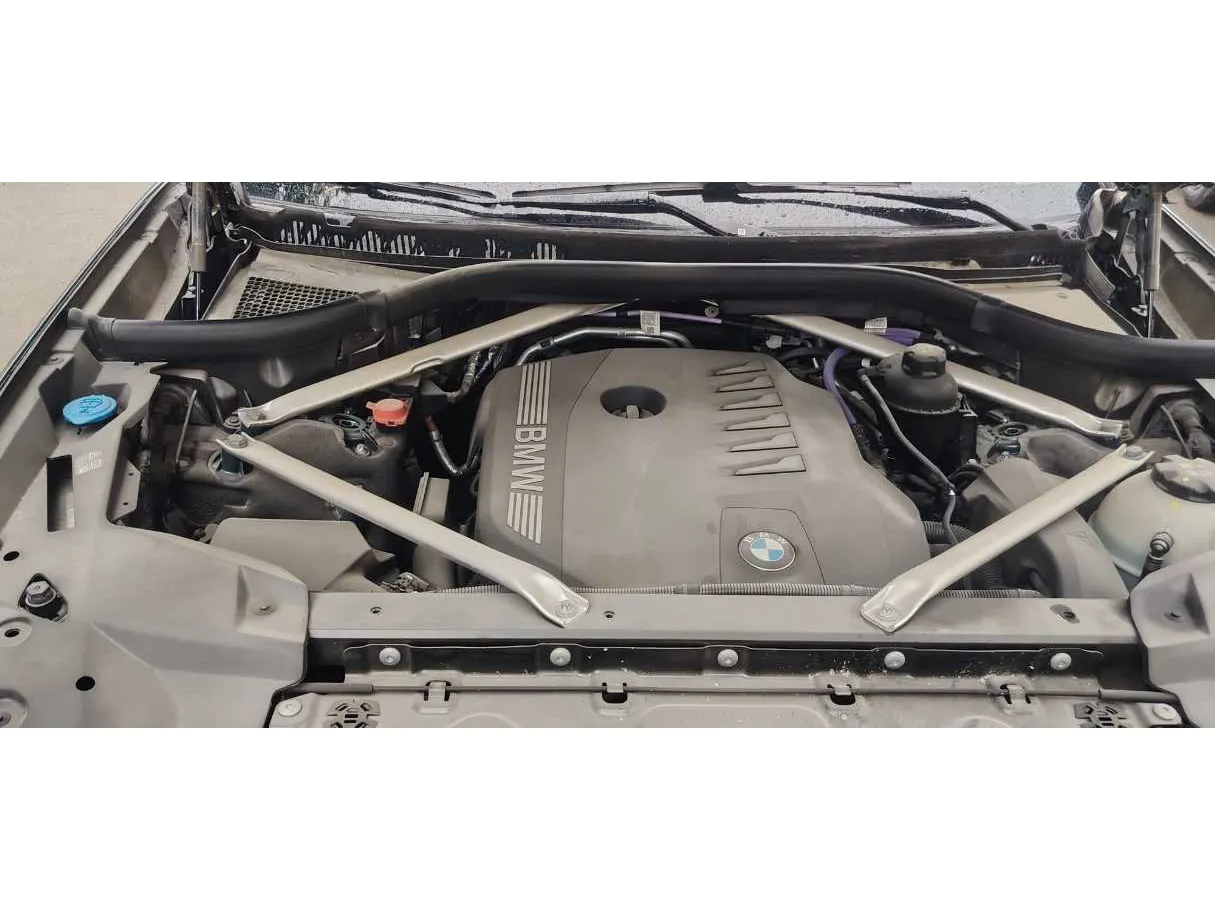 Car image 39