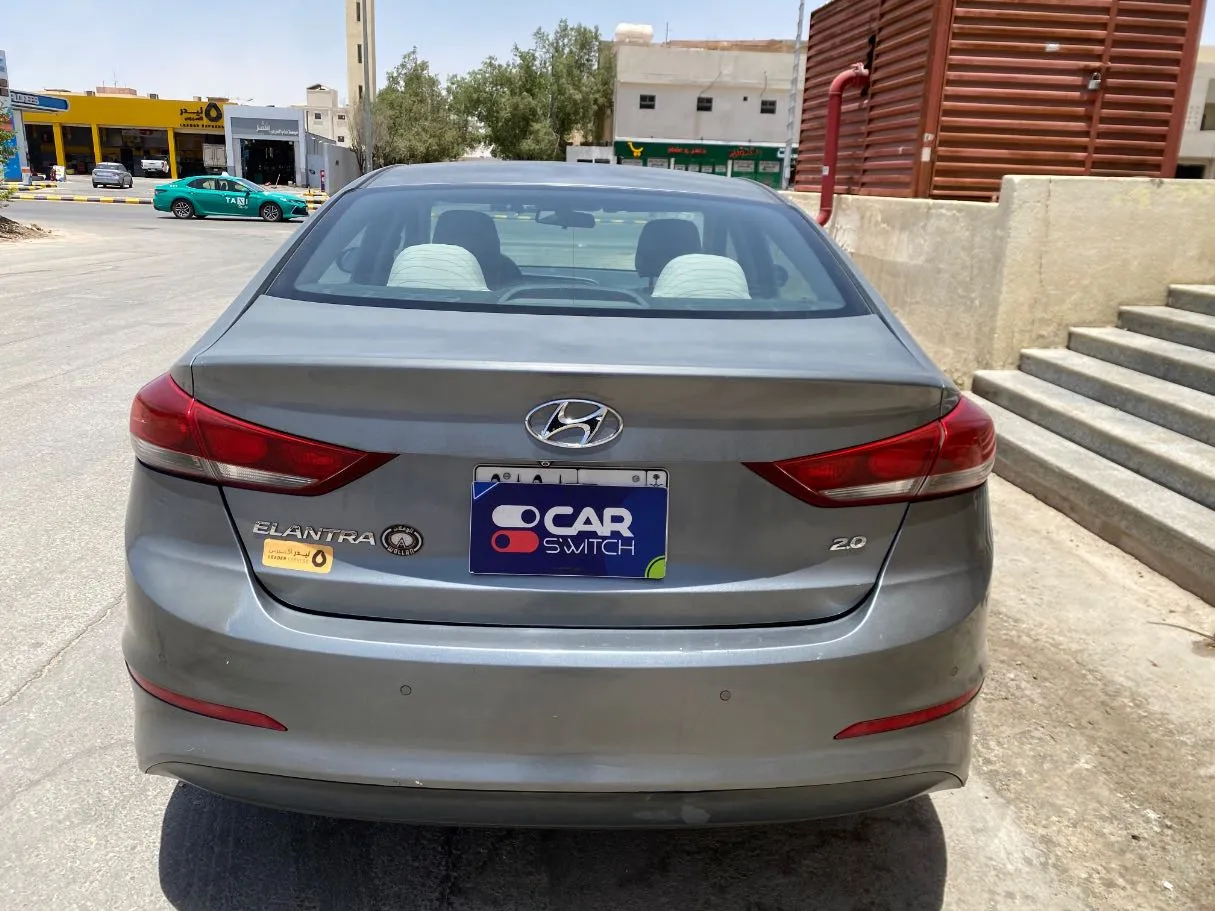 Car image 6