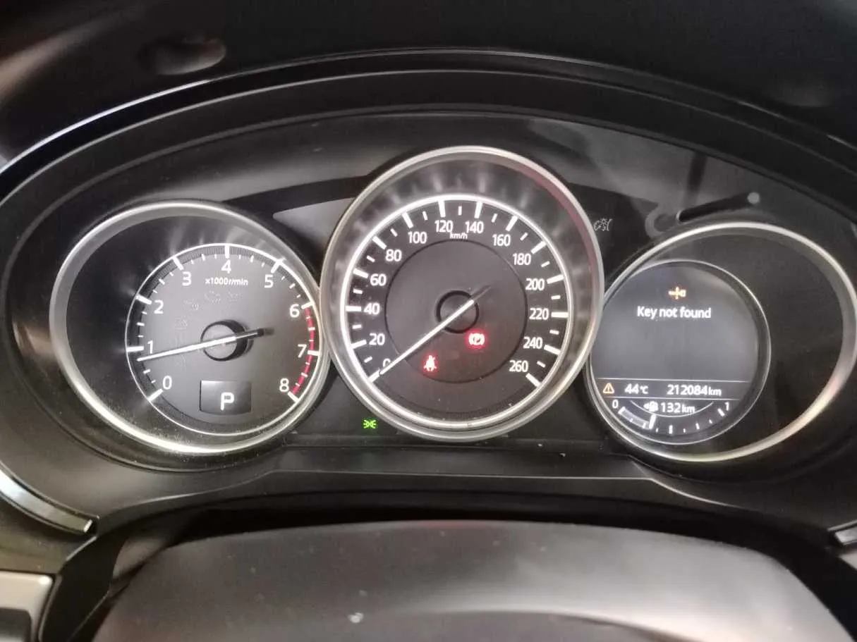 Car image 27
