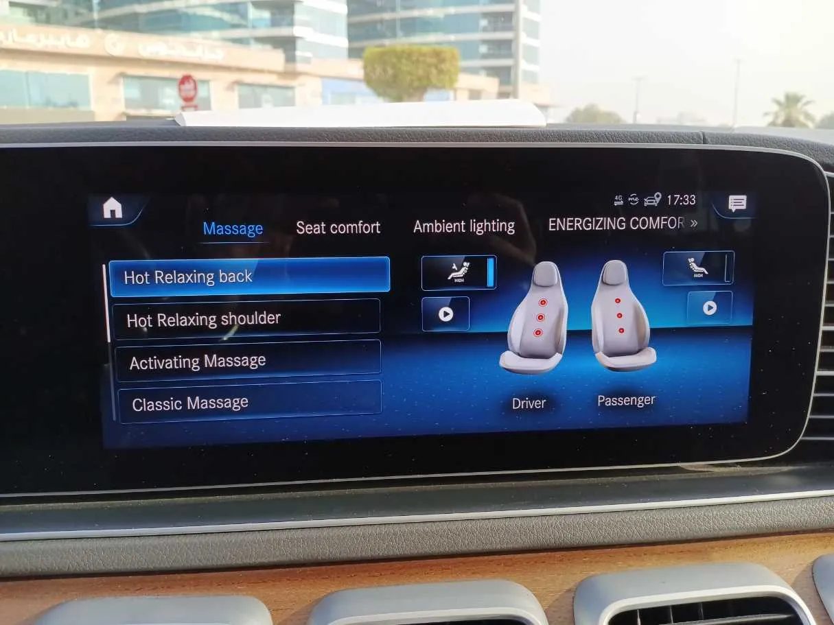 Car image 21