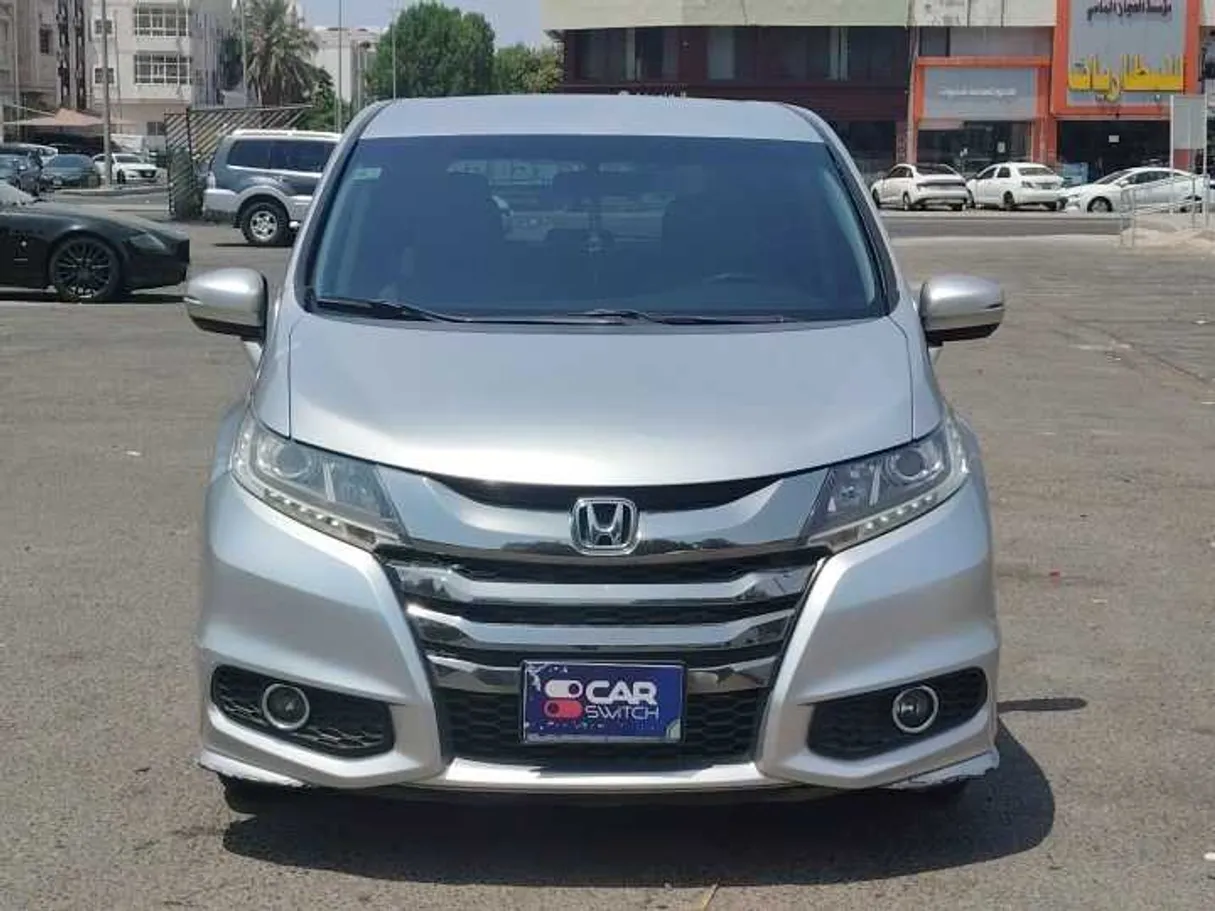 Car image 2